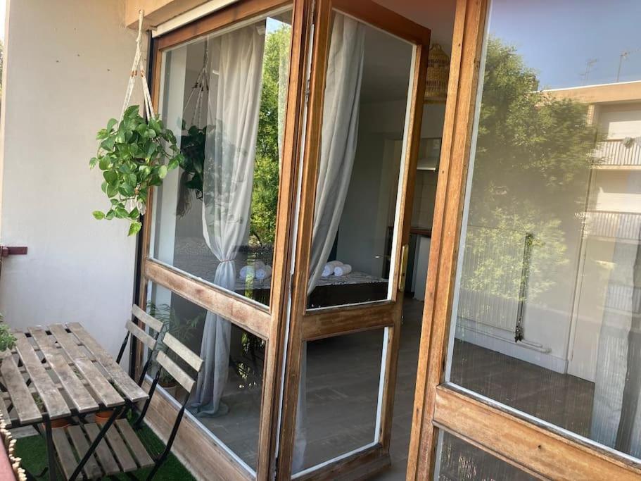 Cozy Studio With Balcony And Free Parking Aix-en-Provence Kültér fotó